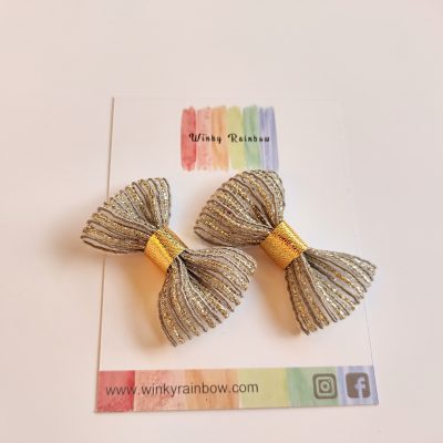 Translucent clips (gray)
