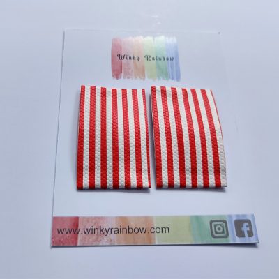 Red stripy snap clip
