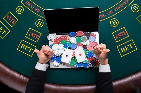 
 No Deposit & Free Spins Casinos - Keep what you win!
